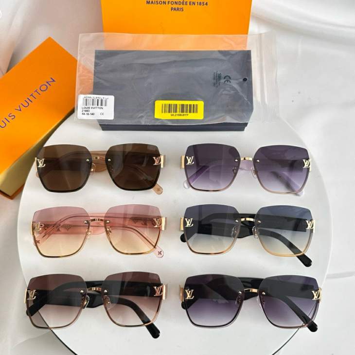 Picture of Louis Vuitton Sunglasses _SKUfw79399212fw